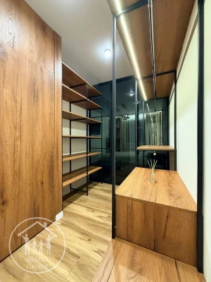 Нова 2к квартира 75 кв., Сучасний ремонт, меблі/техніка, Нау