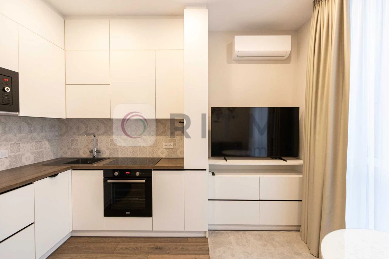 Продаж однокімнатної квартири в ЖК HYGGE LUX, вул. Пасічна.