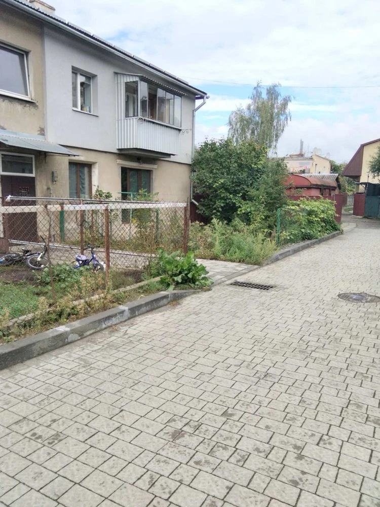 Продаж 2 кім. Квартири м. Львів вул. Папоротна