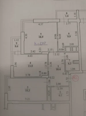 Продаж трьохкімнатної видової квартири біля центру Львова, у