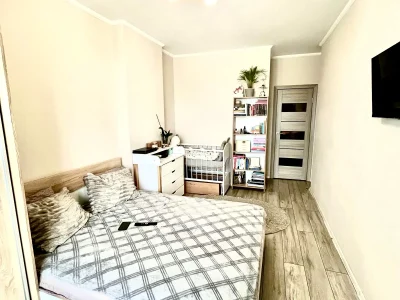 Продаж квартири 1-кімн. 45.8 м² 7/11 пов.