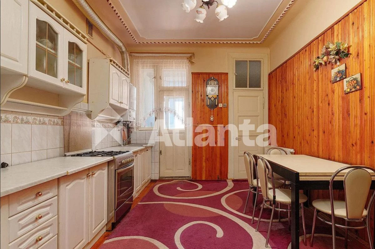 Продаж 2-х кімнатної квартири по вул. Донецька. Ближній цент