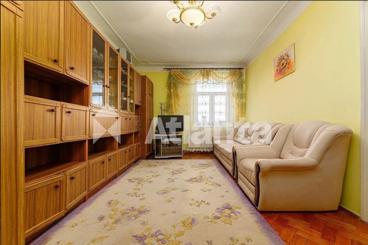 Продаж 2-х кімнатної квартири по вул. Донецька. Ближній цент