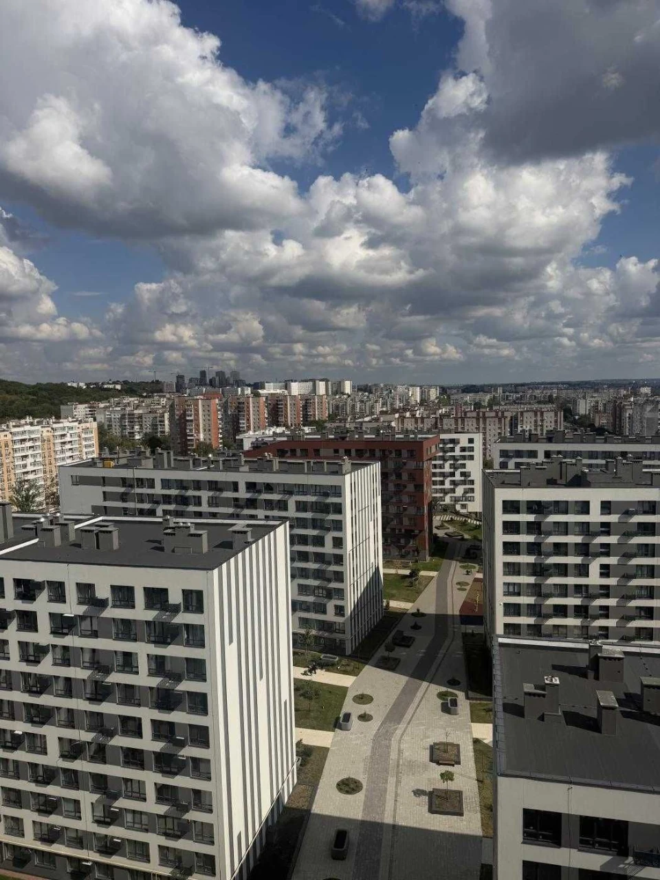 2 кімнатна, новобудова, без ремонту , Замарстинівська , Льві