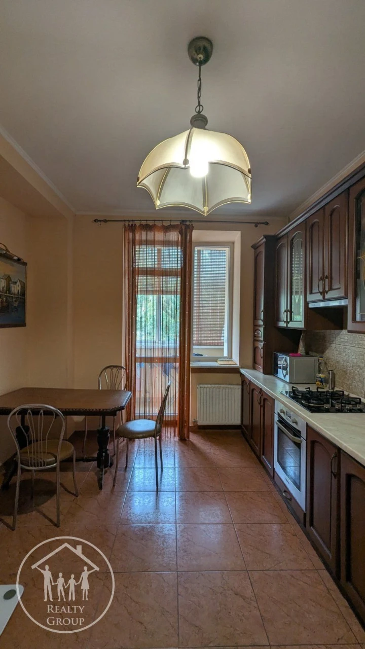 Продаж 2-кімнатної квартири 66м2 Наукова, Вікторія Гарден