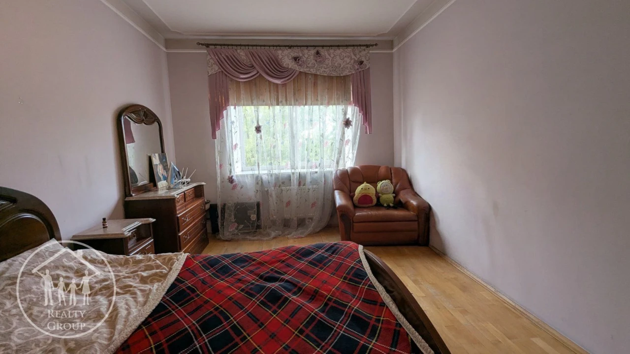 Продаж 2-кімнатної квартири 66м2 Наукова, Вікторія Гарден
