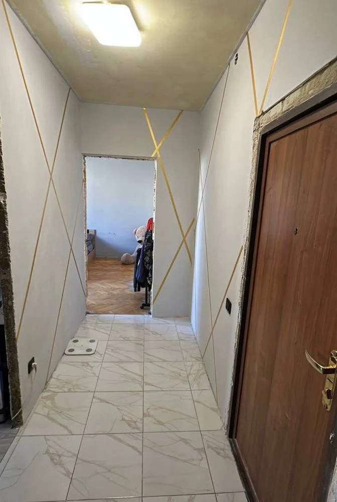 Продам 2 кімнатну Сихівський район