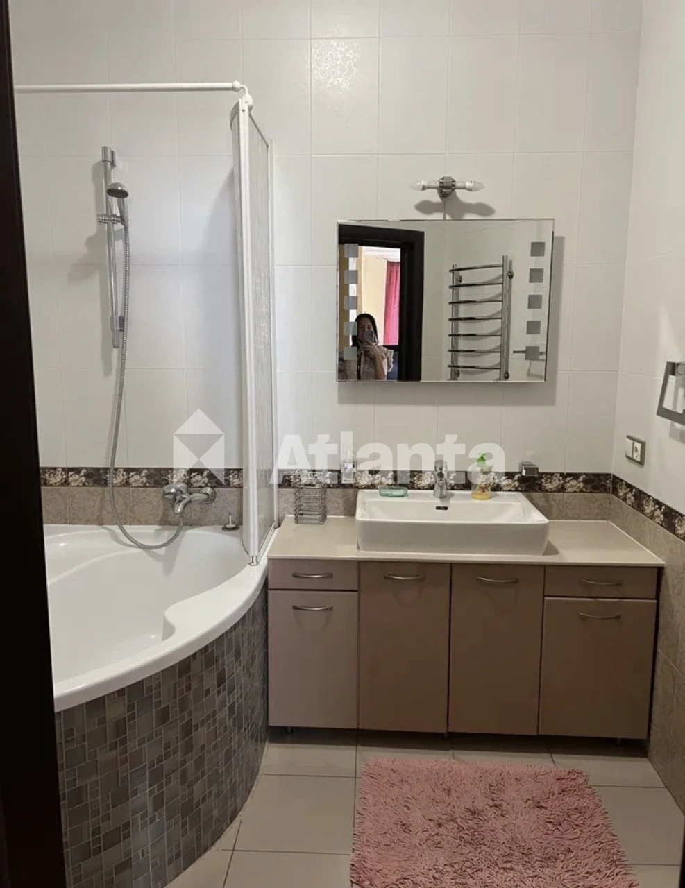 Продаж трикімнатної квартири 95 м² з ремонтом
