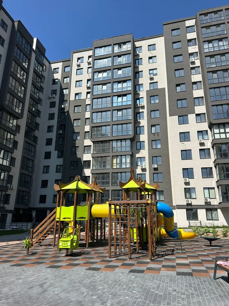 Зданий і заселений будинок. Продаж 2 кімнатної квартири в ЖК