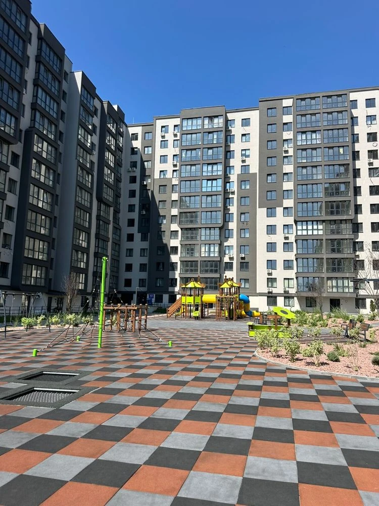 Зданий і заселений будинок. Продаж 2 кімнатної квартири в ЖК
