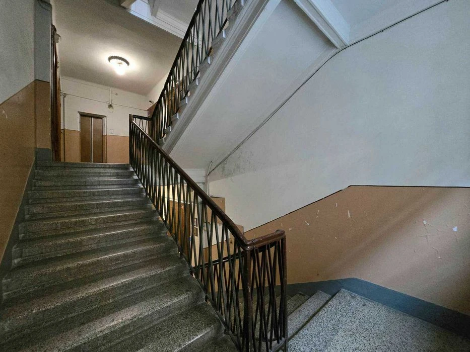 Продаж 2 кім квартири в центрі м. Львів вул. Франка 91 м. кв
