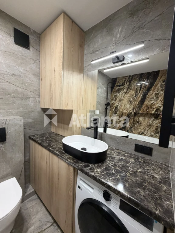 Продаж стильної смарт-квартири у ЖК Riel City, вул. Рудненсь