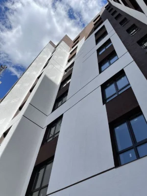 Готова 2кім квартира біля міського Озера. Розтермінування.