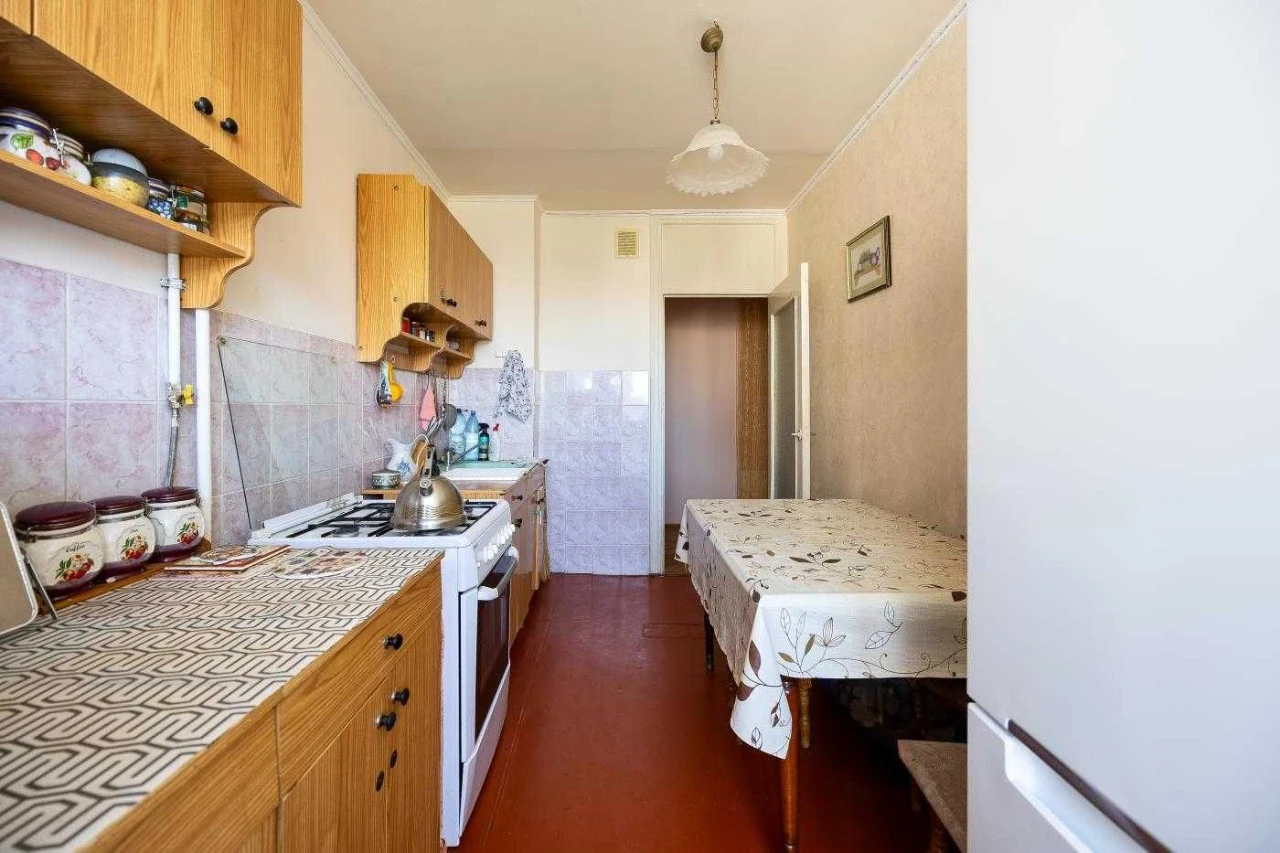 For sale, 3 apartment, Residential condition, Kavaleridze, Panelka, L