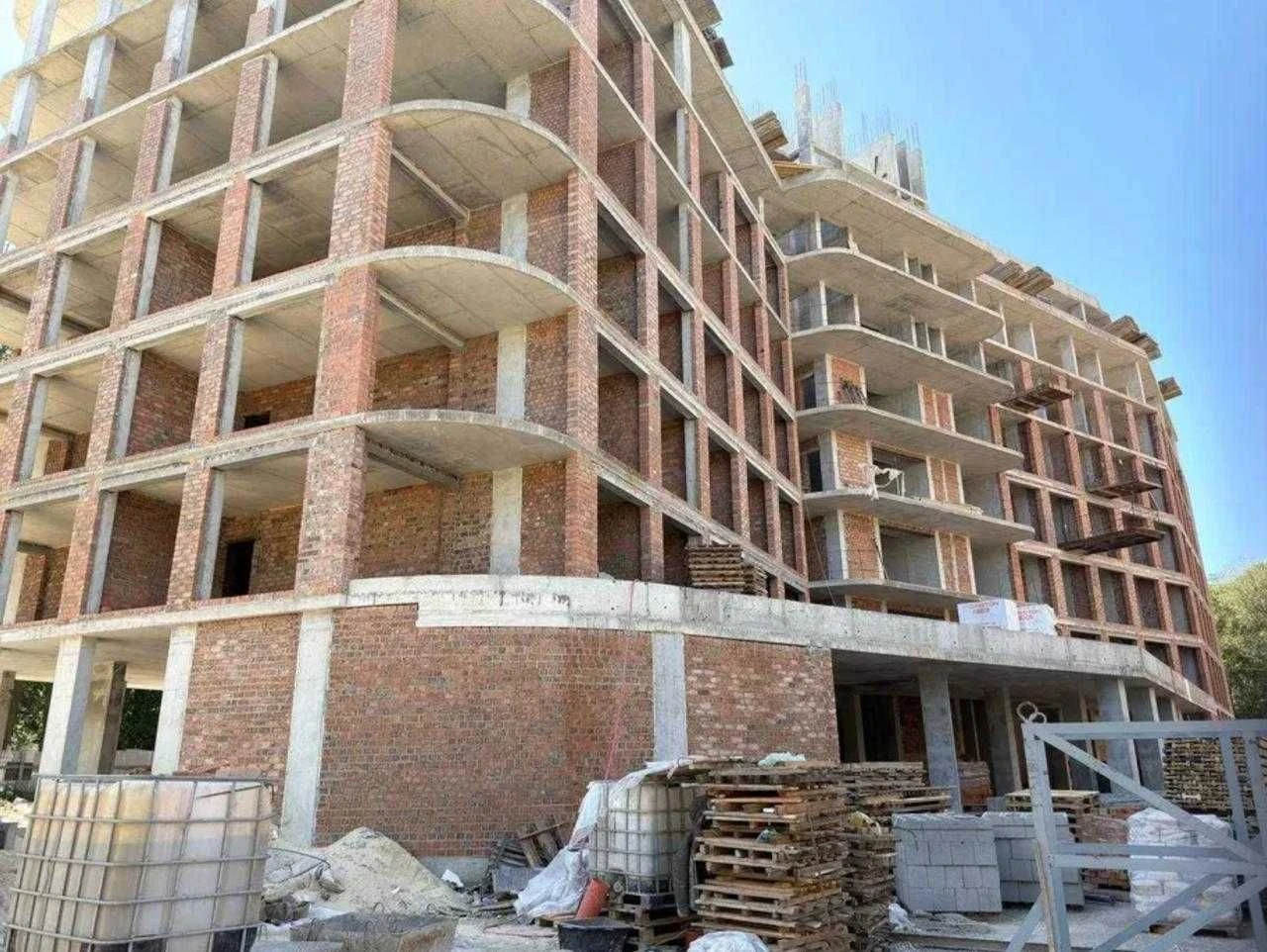 Без комиссии\ Продажа 1ком. квартира 44м.кв\ ЖК Величковского