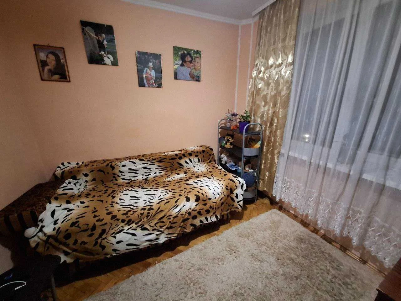 3-room apartment for sale, Khutorivka St., Sykhiv, district of Shuvar shopping mall