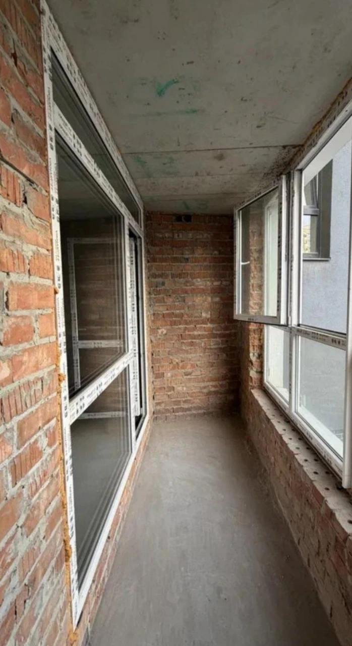 Продаж 1-к, ЖК Шенген,  Залізнична, 47/19/28м2 , 78999 $