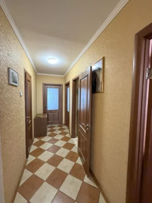 Продаж: 3 кімнатна квартира вул. Лазаренка, забудовник Карпа