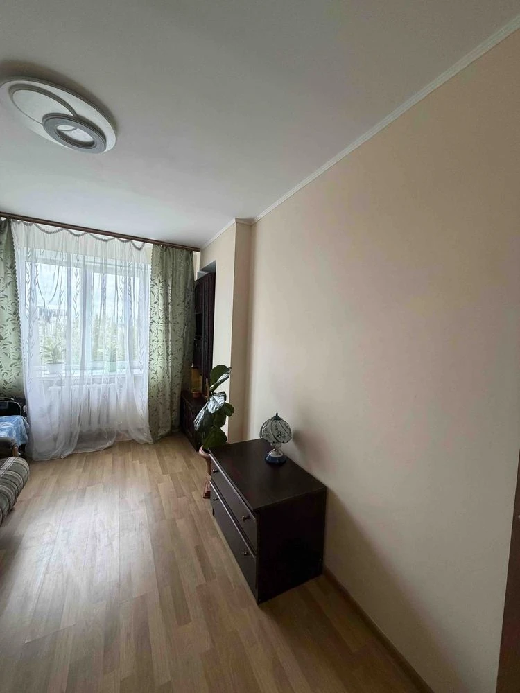 Продаж: 3 кімнатна квартира вул. Лазаренка, забудовник Карпа