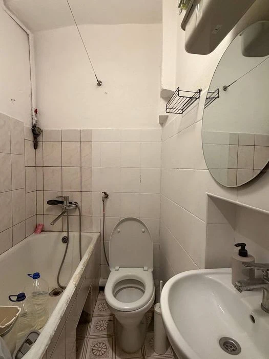 Продаж  3-кім. квартири по вул.  Патріарха Димитрія Яреми (