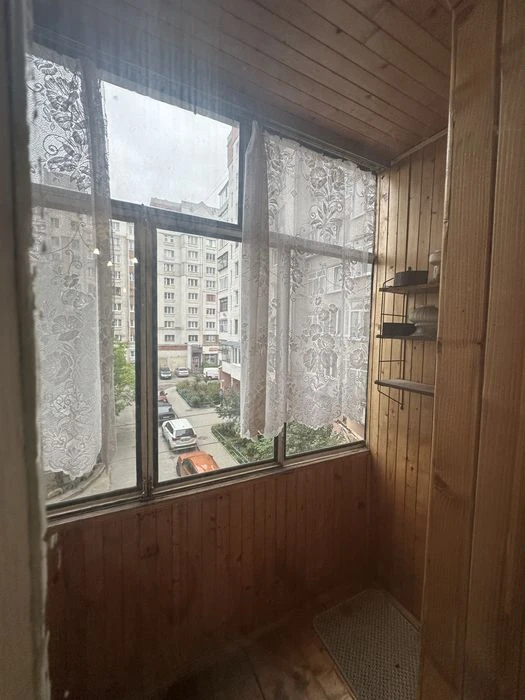 Продаж 2х кімнатноі квартири  у Франківському р-ні по в.Княг