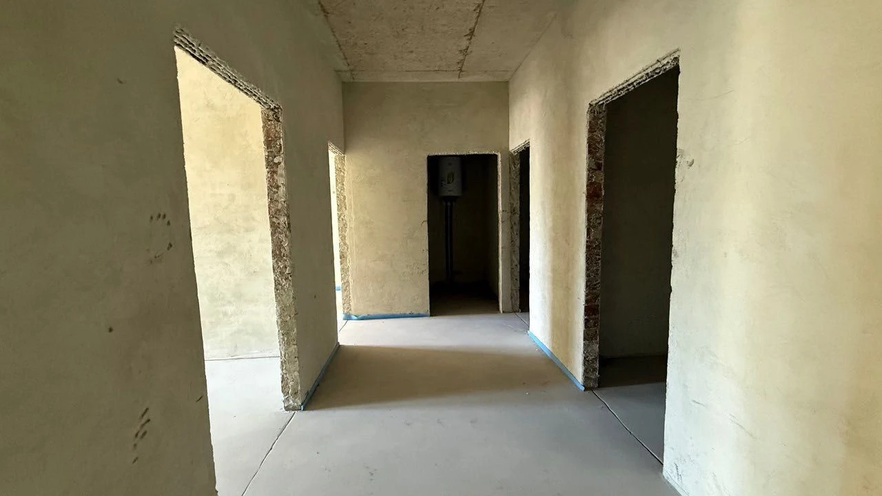 Здано Продаж 2-кім. квартири 82 м вул. Навроцького, 31