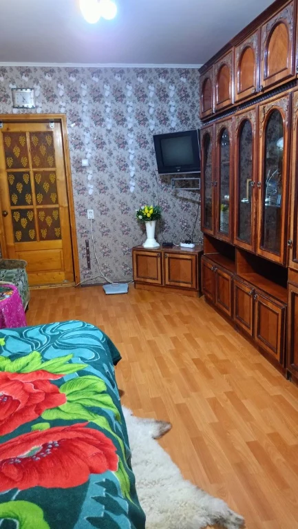 Продається 1 к.квартира по вул. Молодіжній