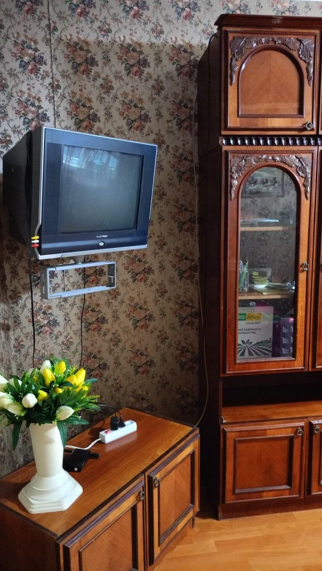 Продається 1 к.квартира по вул. Молодіжній