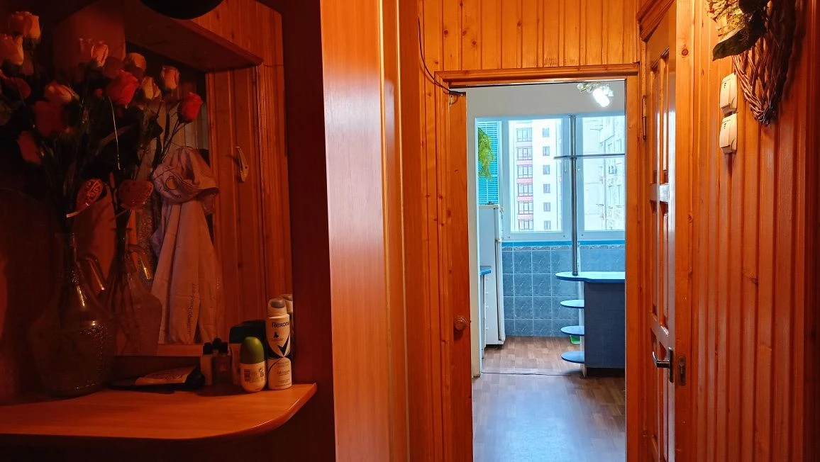 Продається 1 к.квартира по вул. Молодіжній