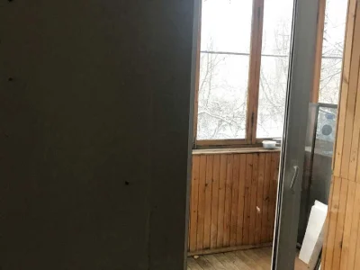 Квартира. Київ, Нагірна вул.