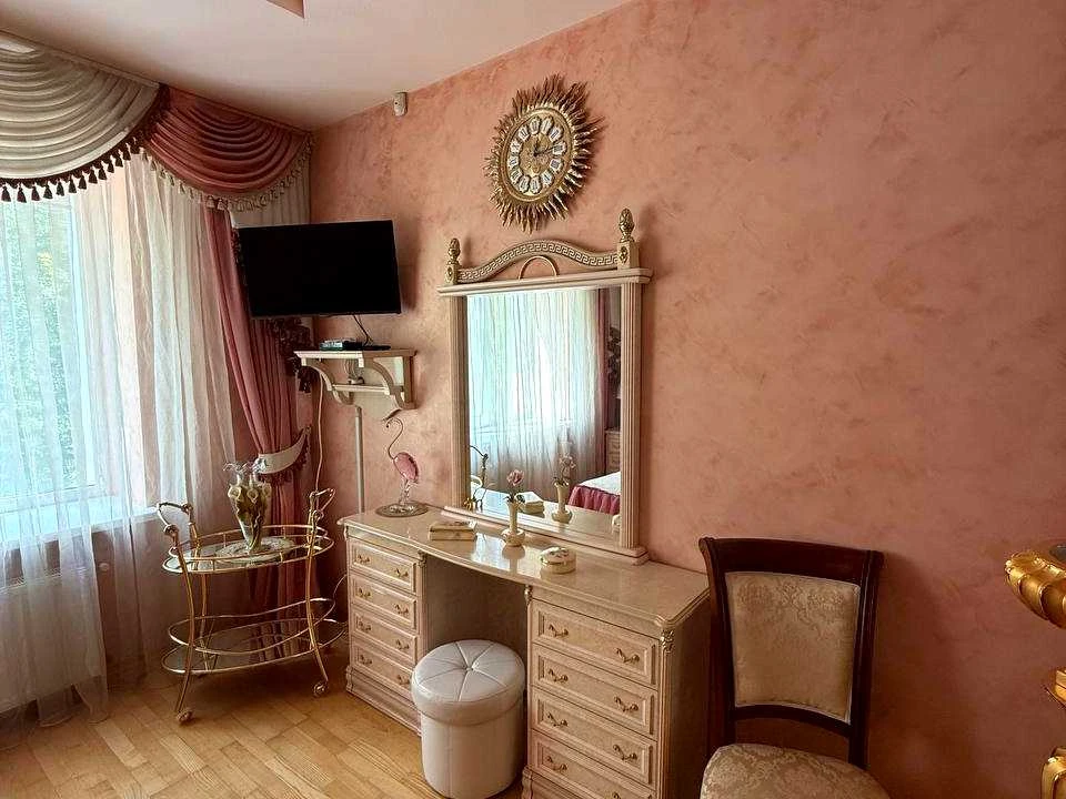 Квартира. Харків, Нескорених вул.