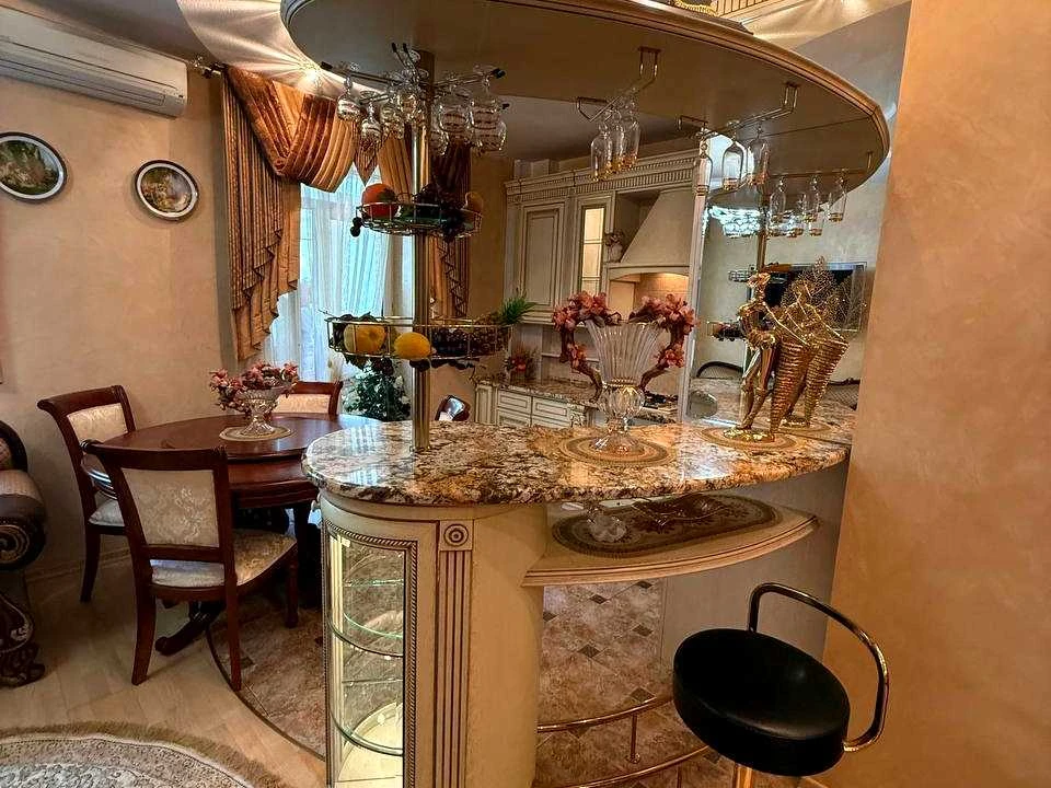 Квартира. Харків, Нескорених вул.