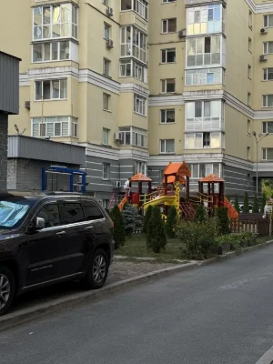Продаж сучасної 1-кімнатної квартири (євродвушка) з автономн