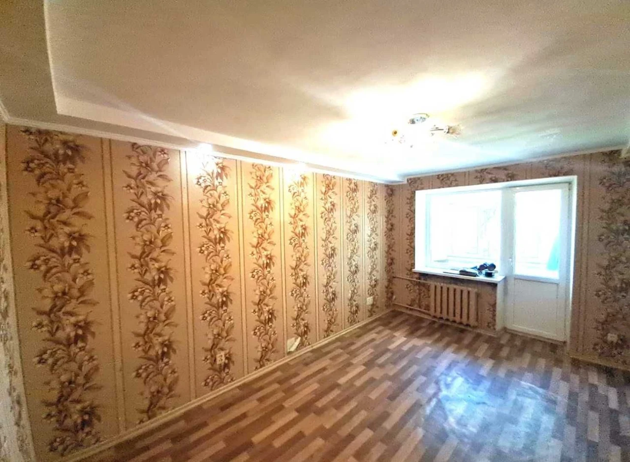СМ Продам 2 кімнатну квартиру проспект Перемоги район Танку