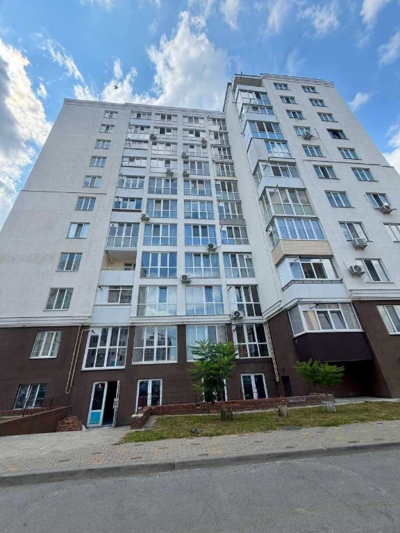Продаж просторої 1-кімнатної квартири в новому будинку на Ма