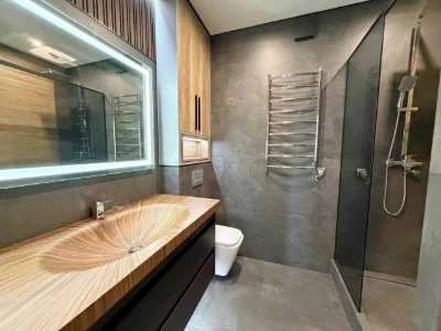 Продаж VIP 2-кімн. квартири з дизайнерським ремонтом по вул.