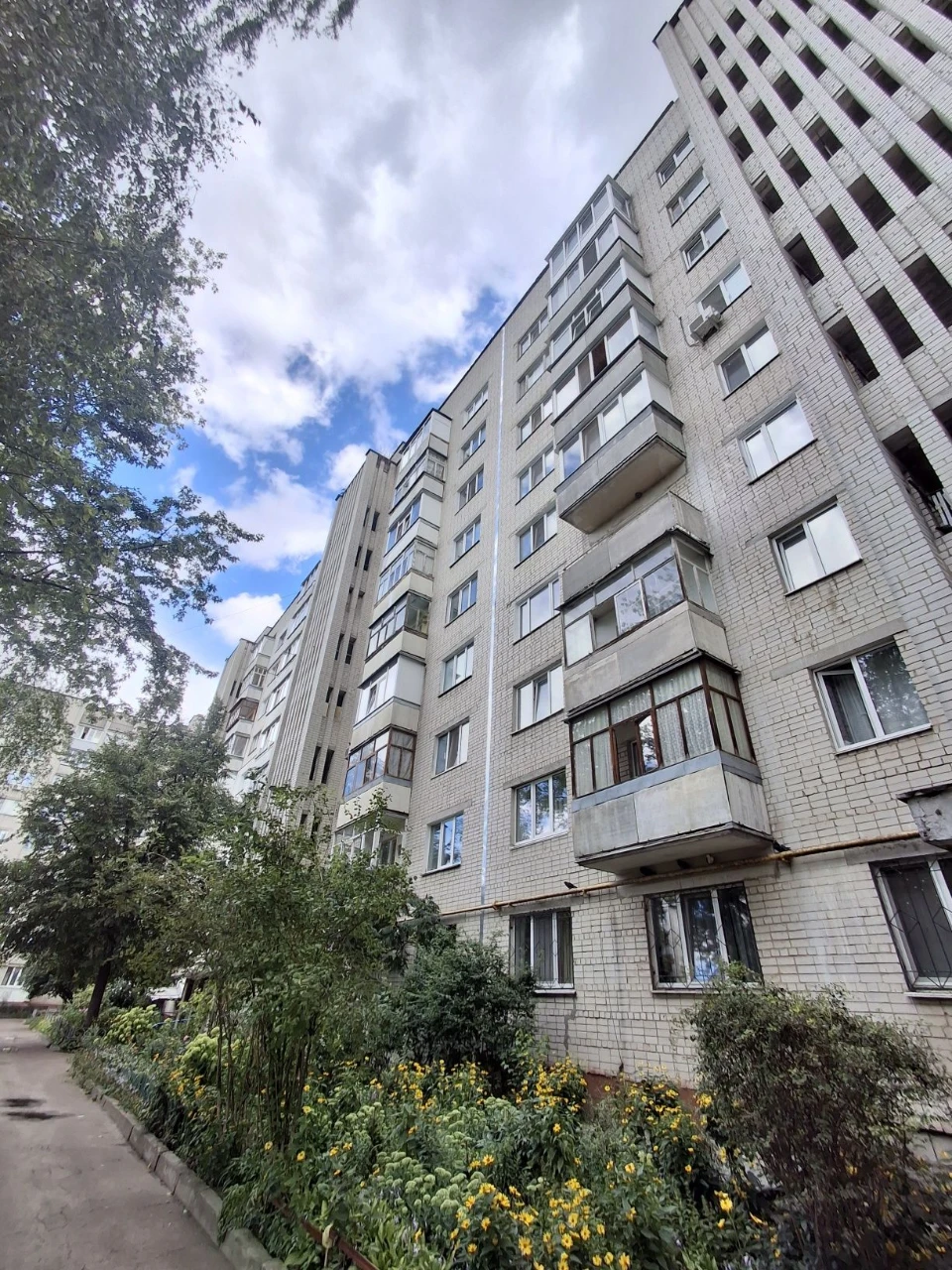 Срочно!Ремзавод 50м2.  3 этаж! Новинка!Продам 2 ком
