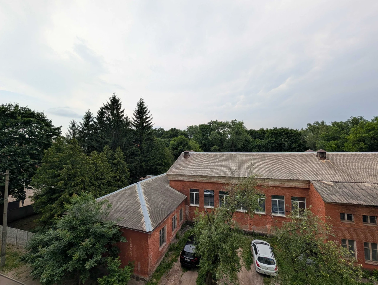 3-кімнатна квартира з автономним опаленням на Стрілецькій на