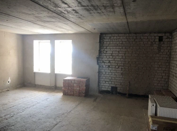 Продам дворівневу квартиру Масани