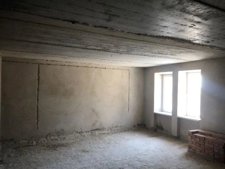Продам дворівневу квартиру Масани