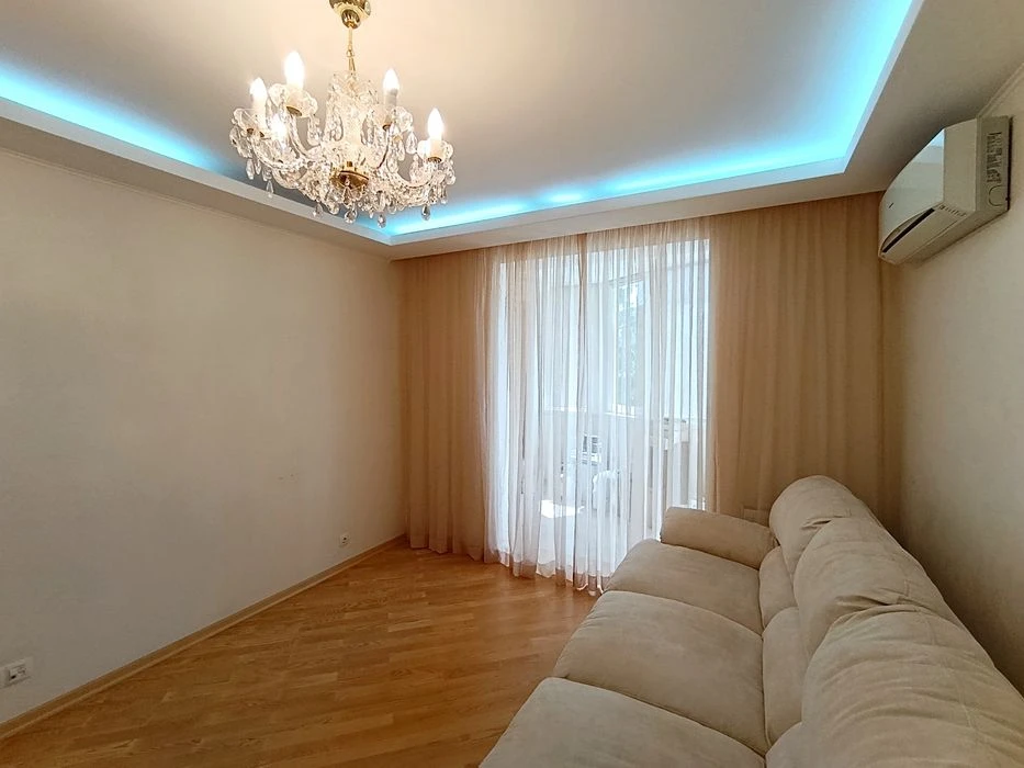 2-кімнатна квартира в центрі