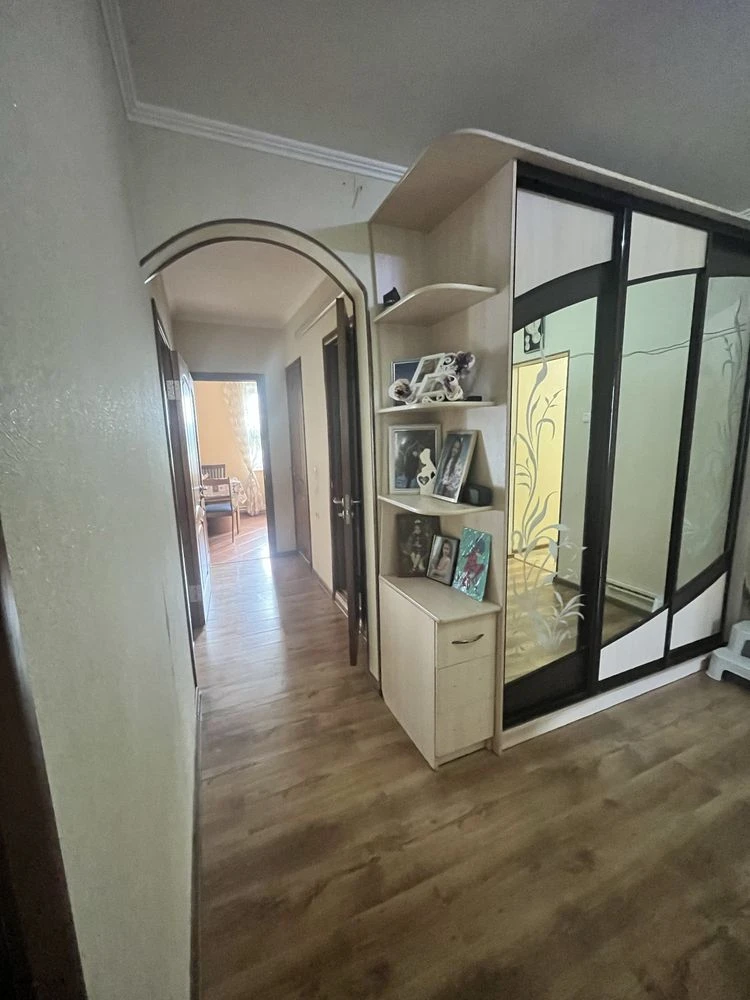 Продам 3- х кім. квартиру по вул. Кошевого
