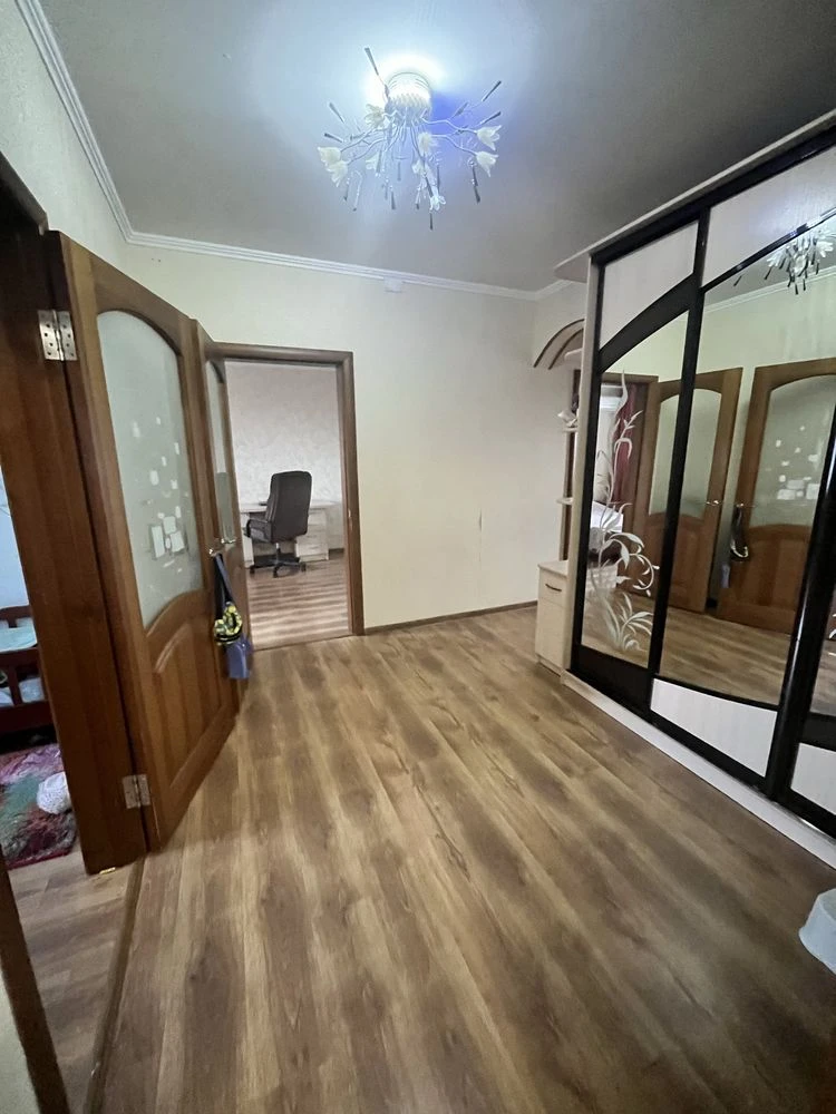 Продам 3- х кім. квартиру по вул. Кошевого