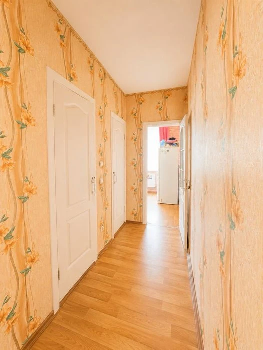 Продаж квартири на 1 поверсі цегляного будинку, 84 кв. Масан