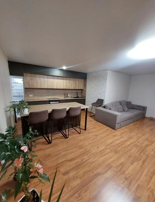 Срочно!25 Продаж 3 кім квартири