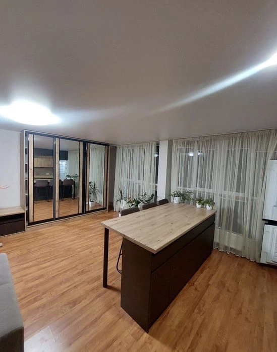 Срочно!25 Продаж 3 кім квартири