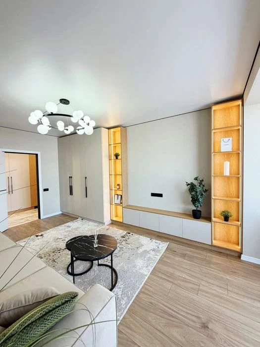 Продаж  2 кімн квартири по Пр Перемоги 119а. Центр. Меблі. Т