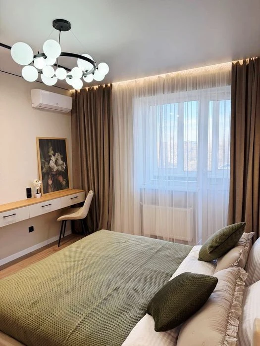 Продаж  2 кімн квартири по Пр Перемоги 119а. Центр. Меблі. Т