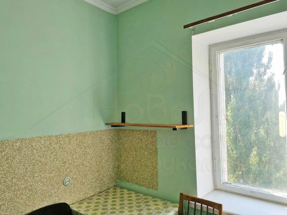 4 кімнатна квартира 64м2 по пр. Лук'яненка в районі Ниви-KI