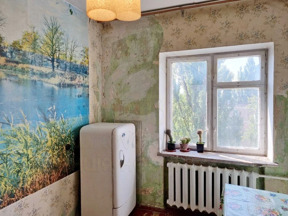 4 кімнатна квартира 64м2 по пр. Лук'яненка в районі Ниви-KI